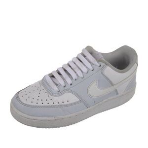 Nike Woman’s Leather Sneakers